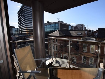 Flat to rent in King Charles Street, Leeds LS1