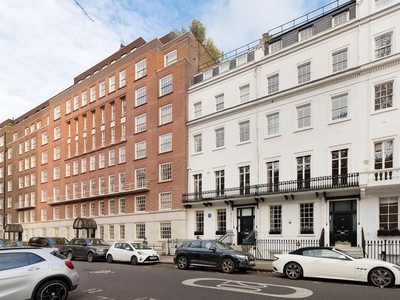 Flat to rent in Lowndes Square, London SW1X
