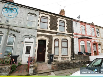 Flat to rent in Marion Street, Splott, Cardiff CF24