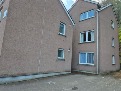 Flat to rent in Millburn Place, Millburn, Inverness IV2