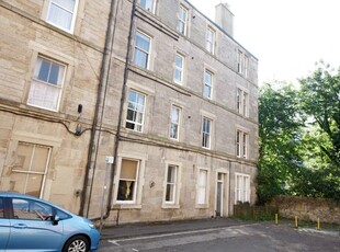 Flat to rent in Moncrieff Terrace, Marchmont, Edinburgh EH9