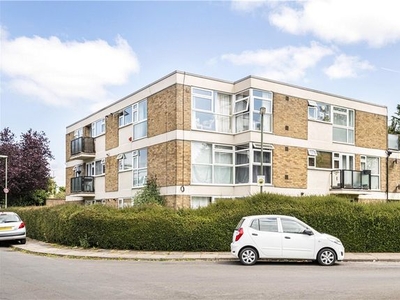 Flat to rent in Peregrine Road, Sunbury-On-Thames, Surrey TW16