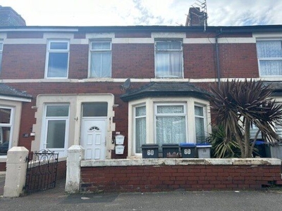 Flat to rent in St. Heliers Road, Blackpool FY1