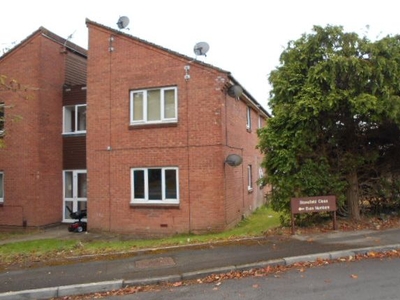 Flat to rent in Stonefield Close, Swindon SN5