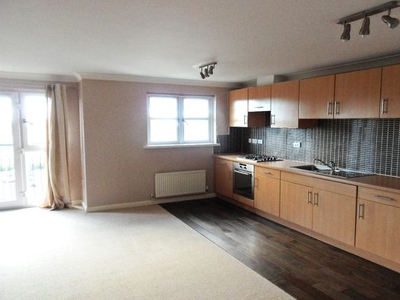 Flat to rent in Sun Gardens, Thornaby, Stockton-On-Tees, Cleveland TS17
