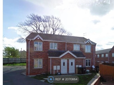 Flat to rent in Thornwood Close, Thurnscoe, Rotherham S63