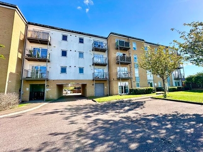 Flat to rent in Whitaker Court, Millfield Close, Hornchurch RM11