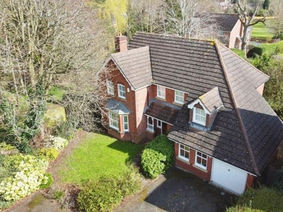 Property for sale in Lapwing Drive, Hampton-In-Arden, Solihull B92