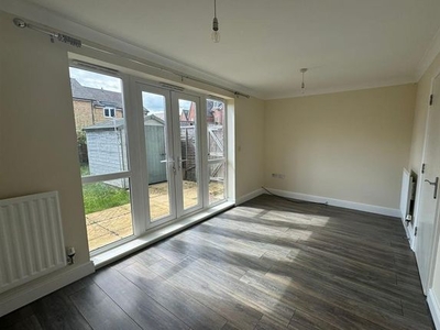 Property to rent in Domino Way, Aylesbury HP18