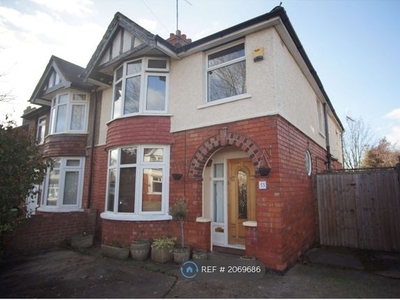 Semi-detached house to rent in Wellsprings Road, Gloucester GL2