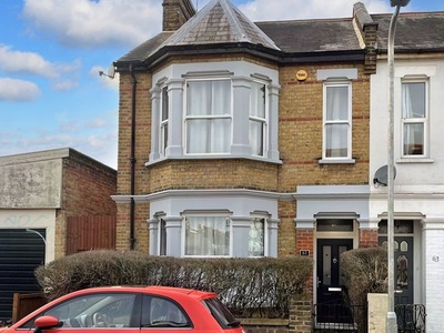 Semi-detached house to rent in Brightwell Avenue, Westcliff-On-Sea SS0