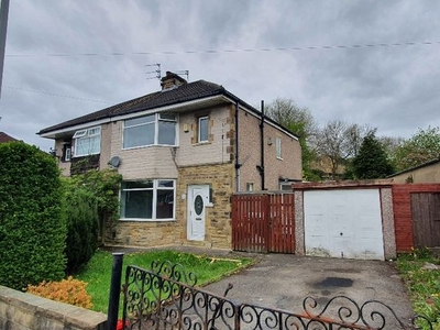 Semi-detached house to rent in Leafield Avenue, Bradford BD2
