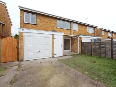 Semi-detached house to rent in Ulster Close, Caversham RG4