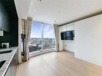 Studio Apartment For Rent In Canary Wharf, London