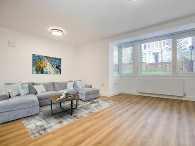 Studio Flat For Rent In Duncan House, - Fellows Road