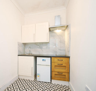 Studio Flat For Rent In Ilford, Essex