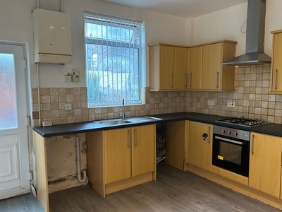 Terraced house to rent in Cambridge Street, Rotherham S65