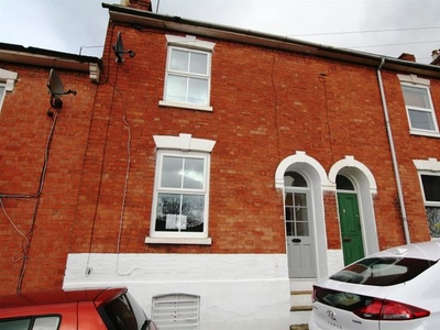 Terraced house to rent in Cole Hill, Worcester WR5