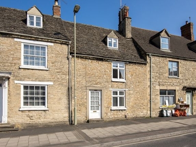 Terraced house to rent in Corn Street, Witney OX28