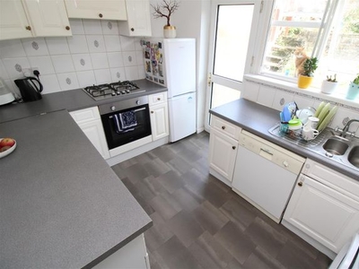 Terraced house to rent in Hillside View, Pontypridd CF37