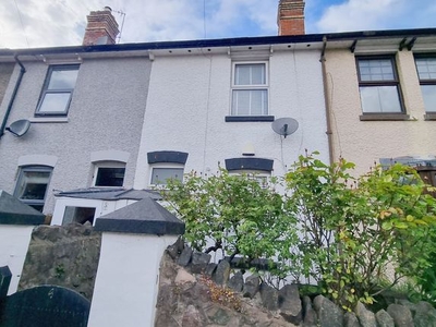 Terraced house to rent in Merton Road, Malvern WR14