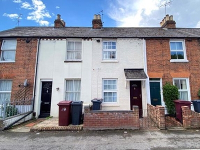 Terraced house to rent in Montague Street, Reading RG1