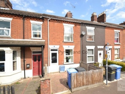 Terraced house to rent in Northcote Road, Norwich NR3