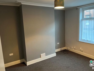 Terraced house to rent in Recreation Street, Leeds, West Yorkshire LS11