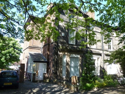 Terraced house to rent in Shrewsbury Road, Prenton CH43