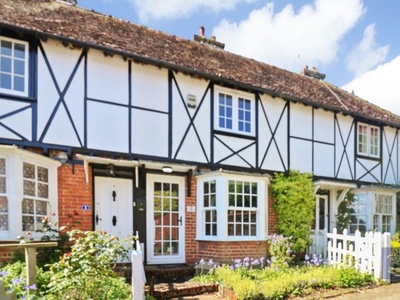 Terraced house to rent in The Street, Chilham CT4