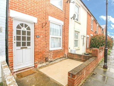 Terraced house to rent in Winchester Road, Colchester, Essex CO2