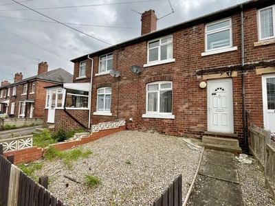 Town house to rent in Moorhouse Avenue, Stanley, Wakefield WF3