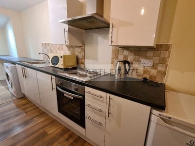 Studio to rent in Westgate Apartments, Huddersfield HD1