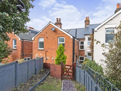 2 bedroom terraced house for sale in Winchester Road, Basingstoke, Hampshire, RG21