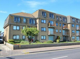 2 Bedroom Apartment For Sale In Clacton-on-sea, Essex