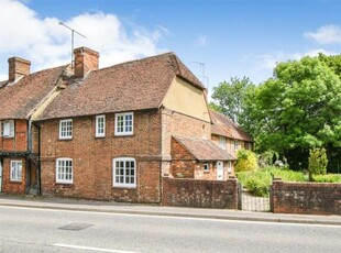 3 Bedroom End Of Terrace House For Sale In North Warnborough, Hampshire