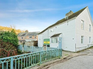 3 Bedroom Semi-detached House For Sale In Dover, Kent