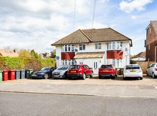 3 Bedroom Semi-detached House For Sale In Slough