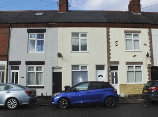 3 bedroom terraced house to rent Leicester, LE2 7PQ