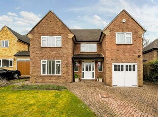 5 Bedroom Detached House For Sale In Maidenhead