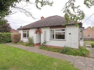 Detached bungalow to rent in The Croft, East Hagbourne, Didcot OX11