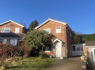 Detached house for sale in 24 Walnut Crescent, Malvern, Worcestershire WR14