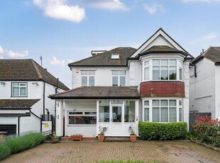 Detached house for sale in Beechwood Avenue, Finchley N3