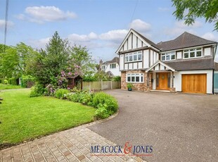 Detached house for sale in Heronway, Hutton Mount, Brentwood CM13