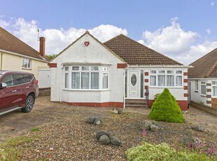 Detached house to rent in Hayling Rise, Worthing BN13