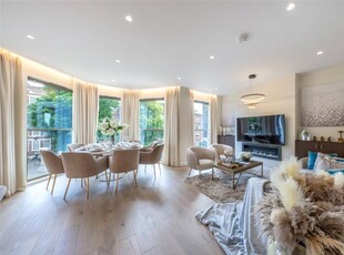 Flat for sale in 1A St John's Wood Park, St John's Wood, London NW8