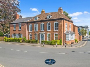 Flat to rent in Abbey Hill, Kenilworth, Warwickshire CV8