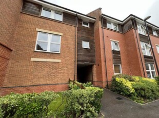 Flat to rent in Chain Court, Swindon SN1