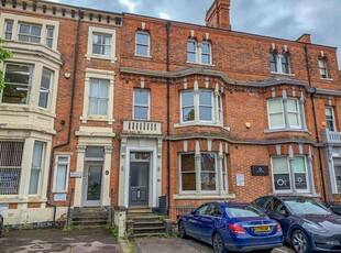 Flat to rent in De Montfort Street, Leicester LE1