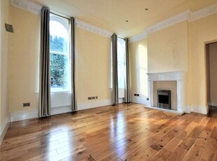Flat to rent in Holly Royde House, Palatine Road, Didsbury M20
